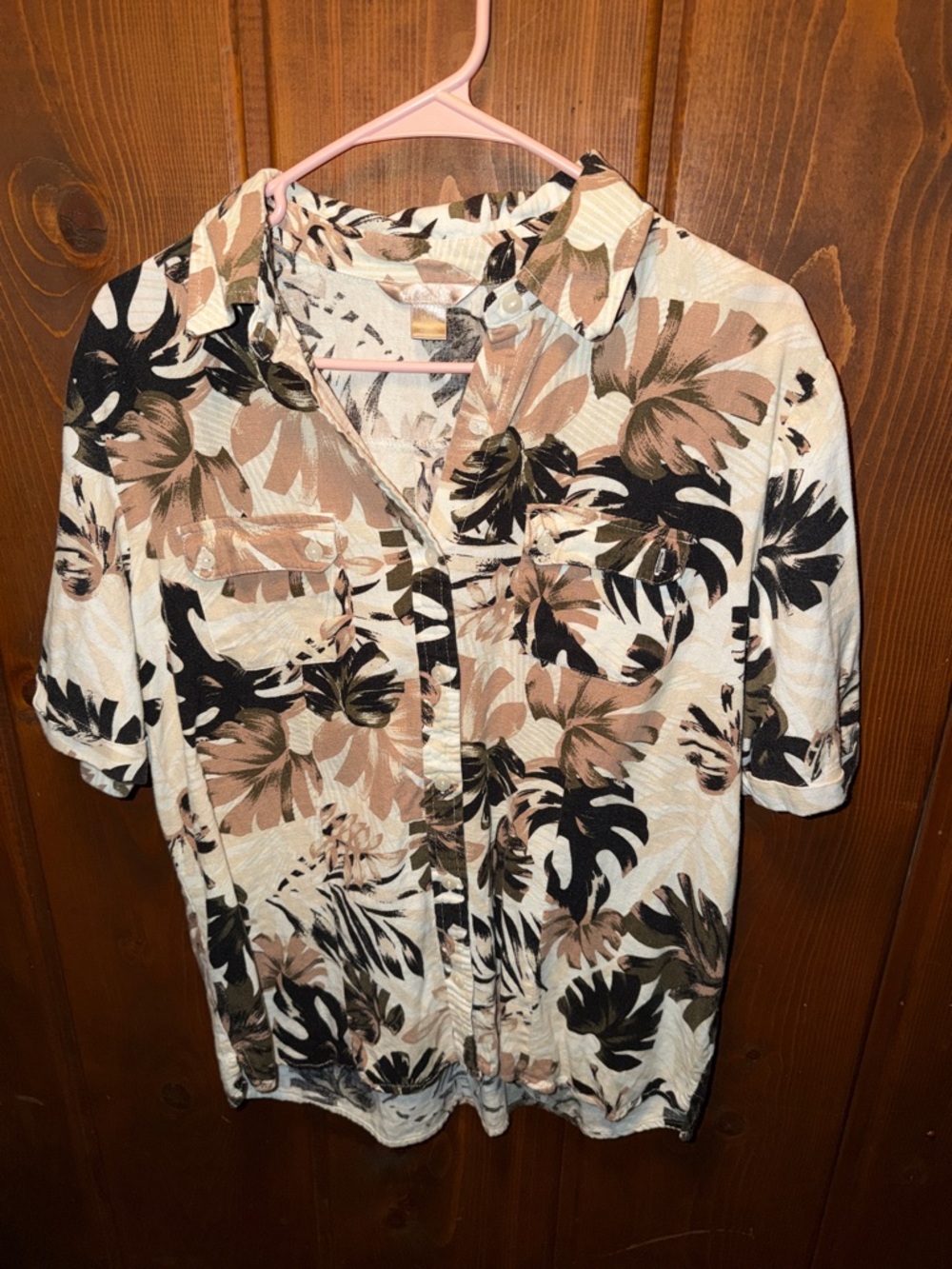 White Stag Short Sleeve Tropical Button-Down in Black and Tan